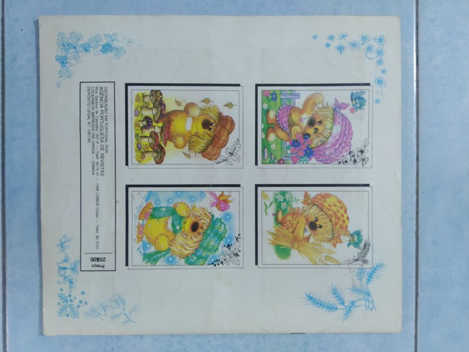 Caderneta de cromos completa "Woofits as quatro estações"