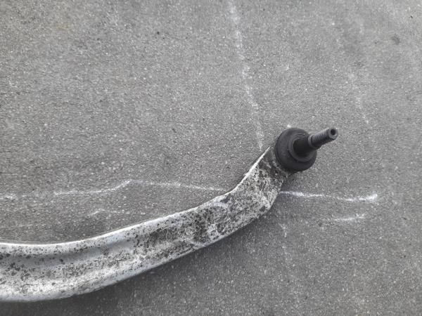 Braço de suspensão frente esquerdo AUDI A4 Avant (8D5, B5)