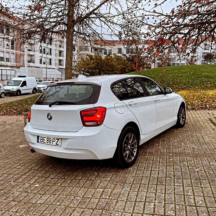 Bmw 120D 185cv caixa automática em excelente estado de geral