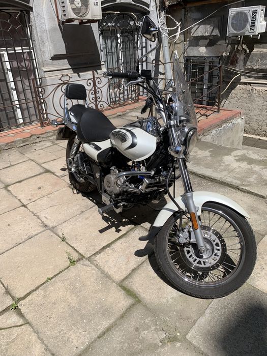 Bajaj Avenger 220 cruis 2020