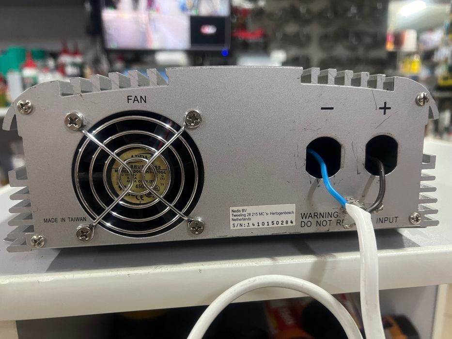 Інвертор 24v 1700w