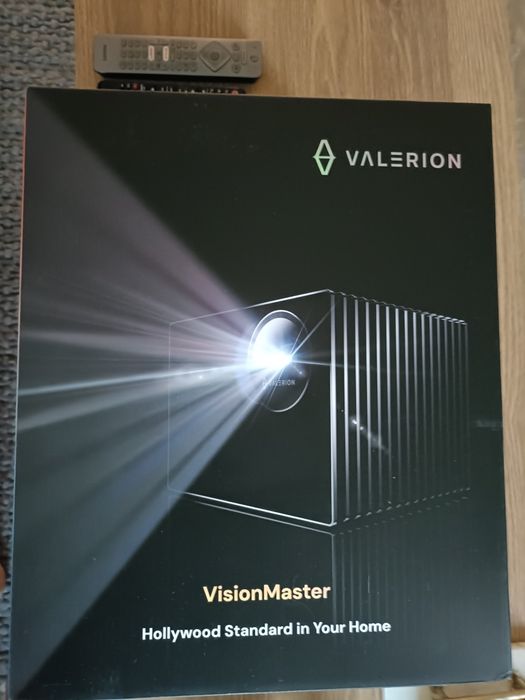 Projektor rzutnik valerion  UHD 4K TRIPLE LASER  (lag 4ms) (300 CALI)