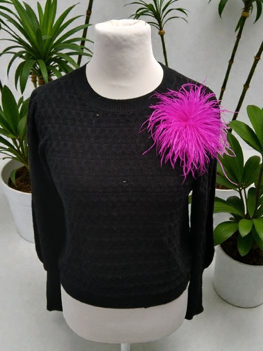 Broszka agrafka przypinka pióra naturalne marabut puszek róż  fuksja