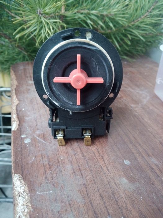 Продам б/у запчасти