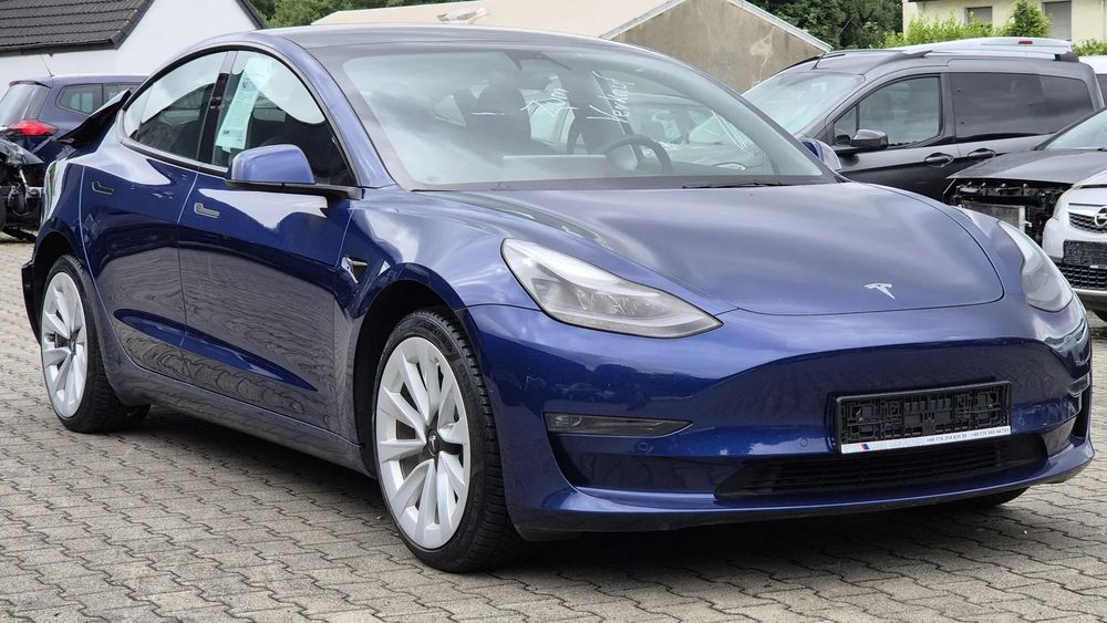 Tesla Model 3 4x4, 350kW, 2021r, niski UDOKUMENTOWANY PRZEBIEG 78.000km. Z BELGI