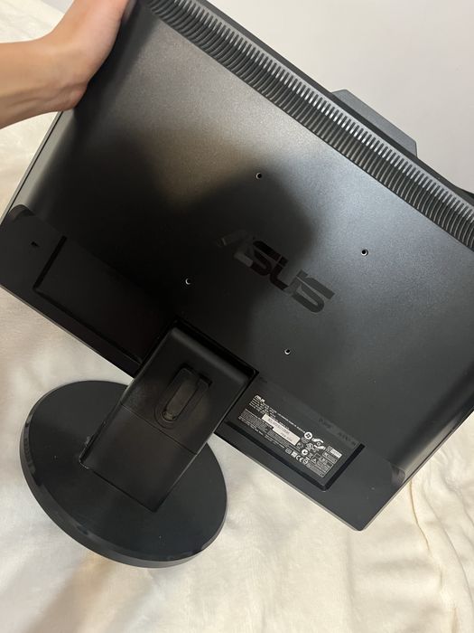 monitor asus igła
