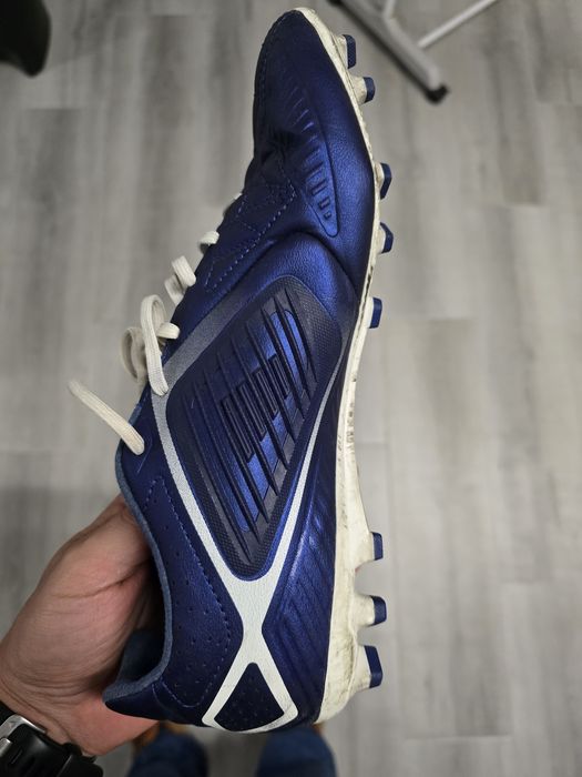 Vendo Chuteiras Kipsta 43