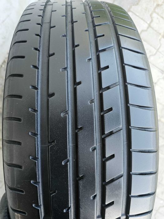 Lato Toyo 225/55 R19 6.5mm