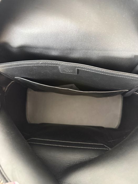 Mochila Grande Unissexo MCM em Pele Texturizada Preta