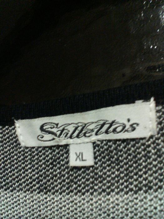 33. Sukienka damska rozmiar XL