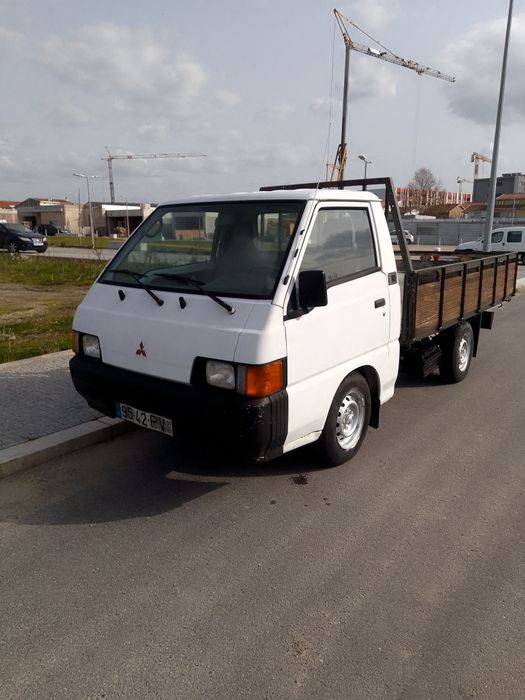 Vendo mitsubishi  L-300 ano 2000
