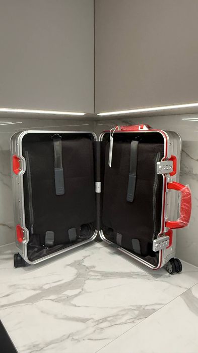 Rimowa twist cabin чемодан  / валіза ручна поклажа алюміній/red красный червоний