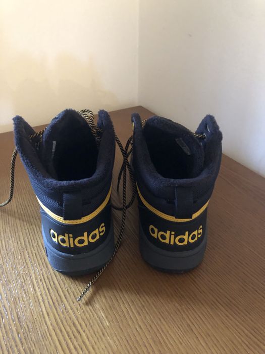 Sapatilhas Adidas Tamanho 45