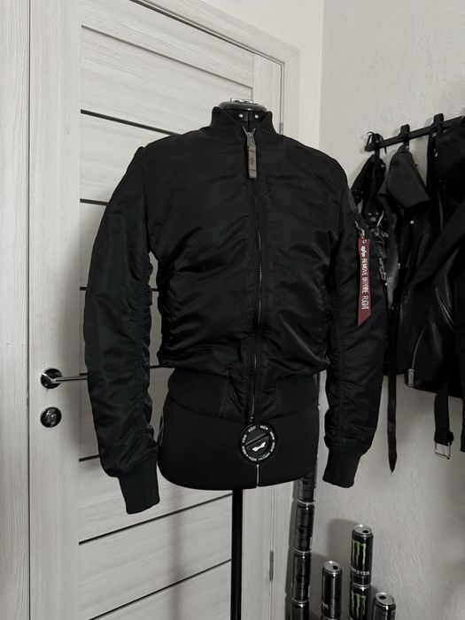 бомбер Alpha Industries