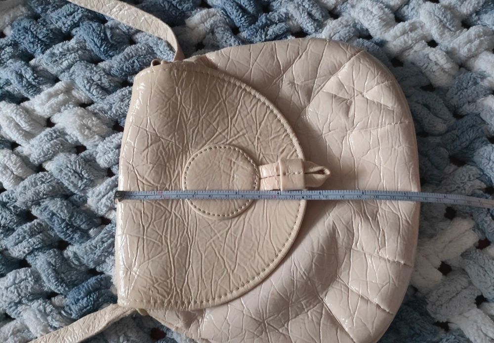 Torebka mała kremowa