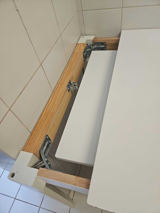 Mesa Ekedalen + 2 cadeiras IKEA