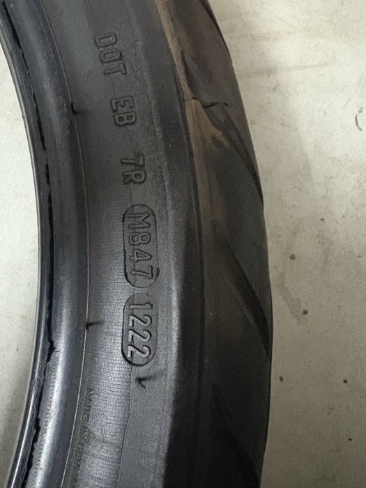 Pneu Metzeler 110/80/19