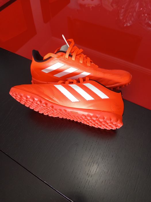 Sapatilhas ADIDAS tamanho 36