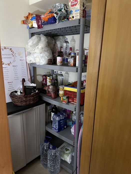 Armário pequeno com porta + Armário estantes