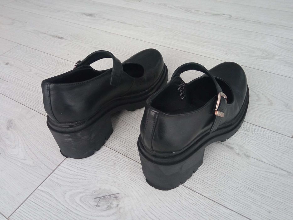 39, Cafe Moda, półbuty na platformie