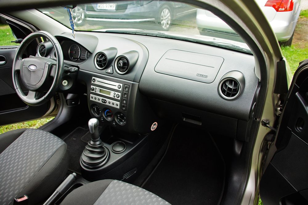 Sprzedam Ford Fiesta Klima