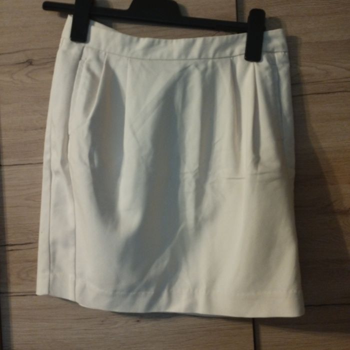 Damska spódnica Reserved