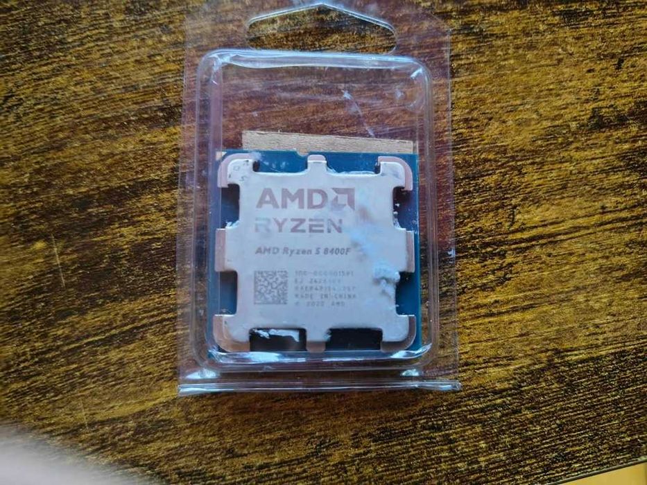 Ryzen 5 8400f + Płyta Główna MSi A620M-E