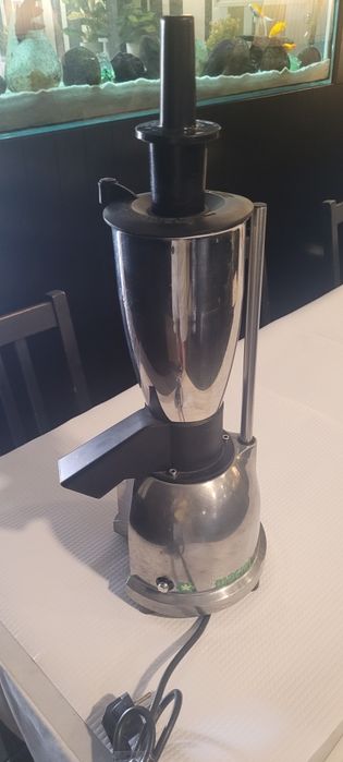 Vende-se trituradora de gelo