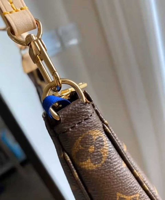 Louis Vuitton Pochette Accessoies