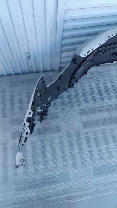 Vendo parachoque de frente Kia EV3 ano 2025