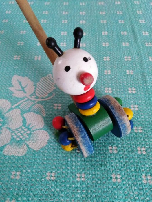 Натуральная деревянная ИГРУШКА каталка УЛИТКА на колесах со звуком