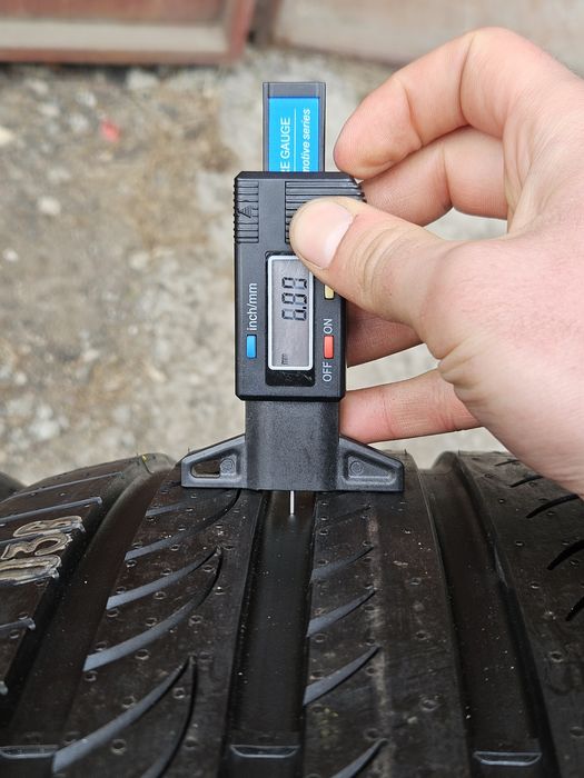 Шины БУ 255 45 R 19 Pirelli powergy комплект лето