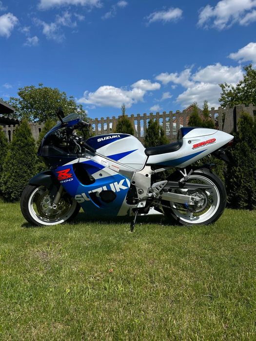 Motocykl SUZUKI GSXR 600 klasyk