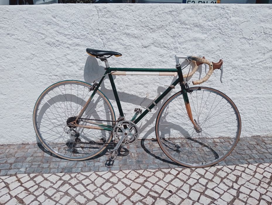 Bicicleta de ciclismo antiga