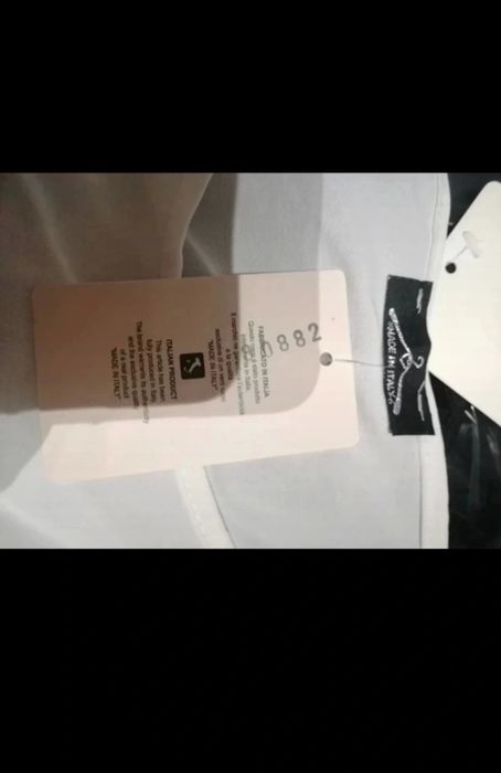 Vestido branco, bege e verde novo