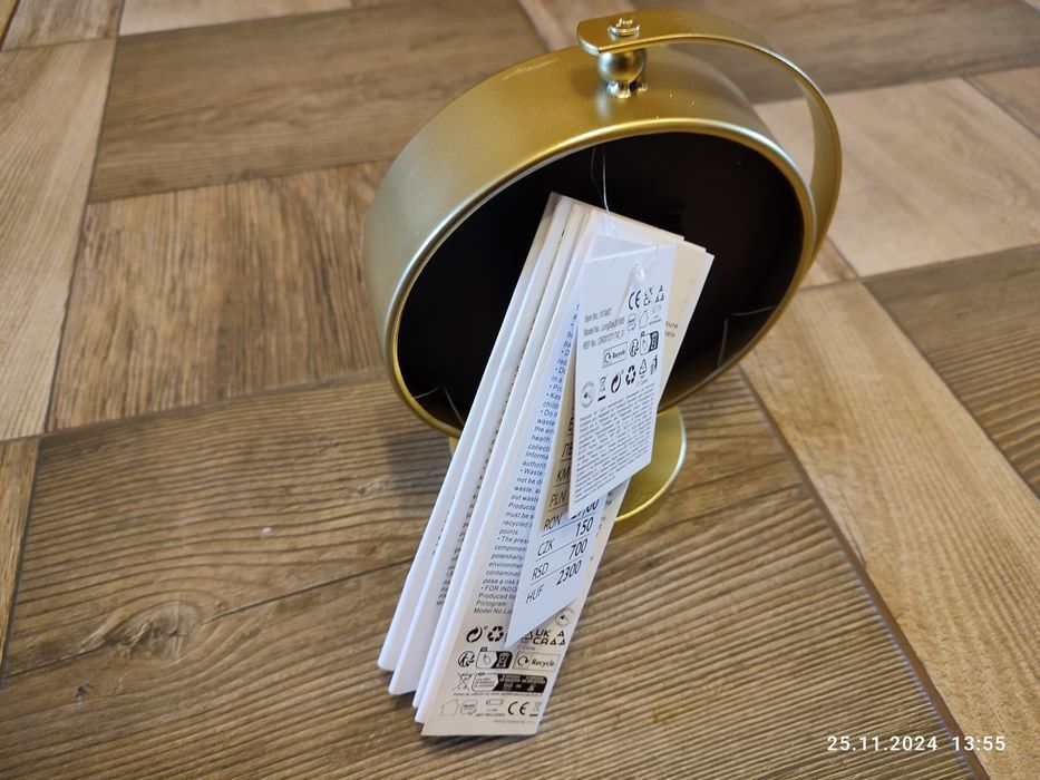 Nowy złoty zegar stojący 18.5 cm