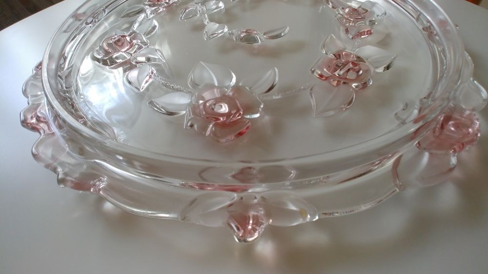 Цветное рельефное стекло блюдо поднос раритет прошлый прошлый век