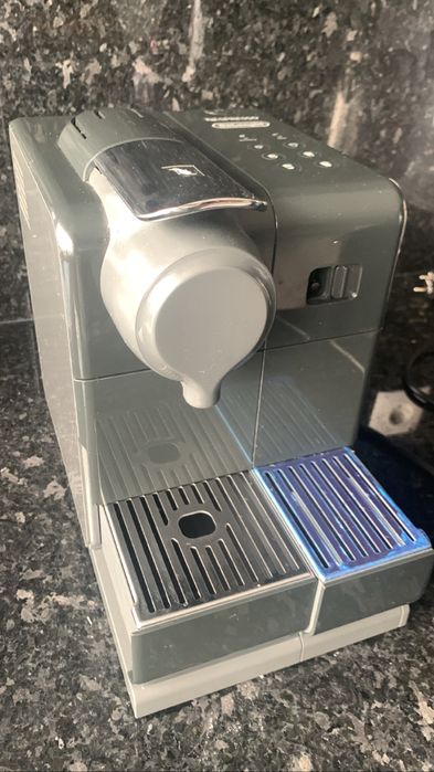 NESPRESSO Latissima Touch (Cafeteira)