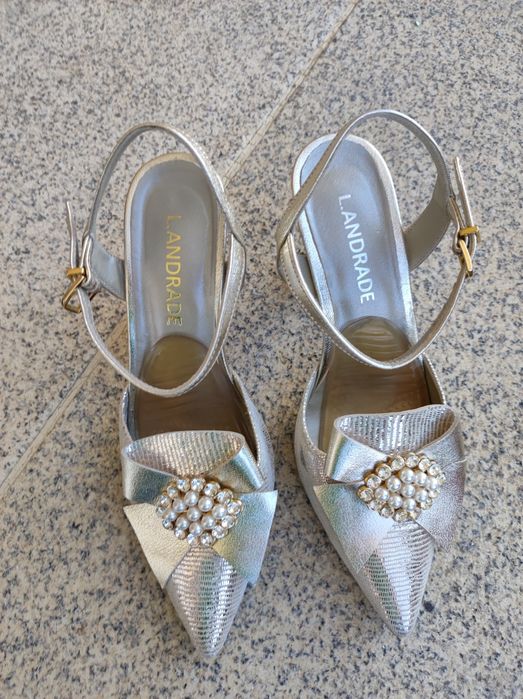 Sapatos de senhora (Óptima qualidade e muito bom estado)