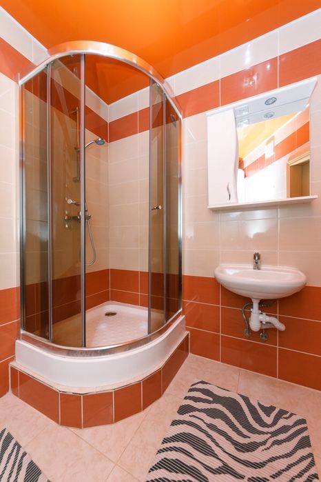 Посуточно.2комнатная.С видом на Днепр.Патриотика.Позняки-Осокорки.-11-555.biz.ua