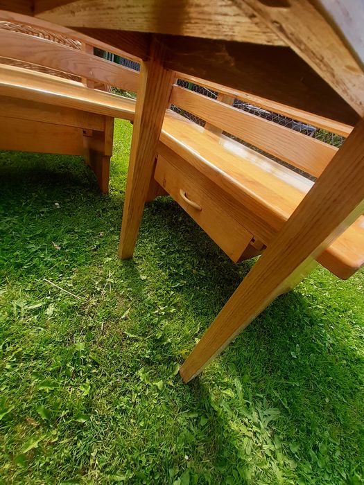 Naroznik debowy  stol i taborety