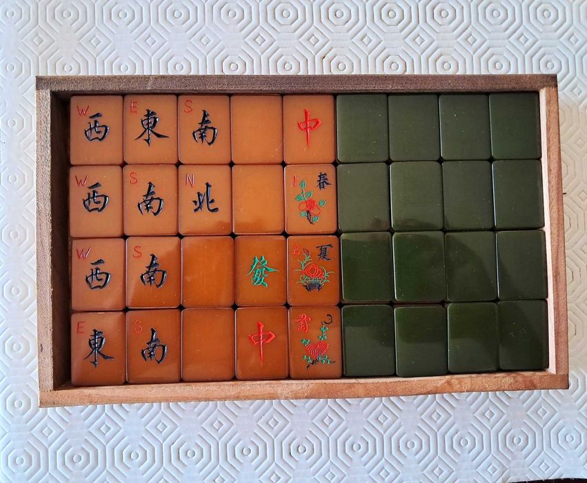 Mah-Jongg antigo de Macau – Osso e Bambu – Caixa entalhada – Completo   PROMOÇÃO - 1 SEMANA APENAS
