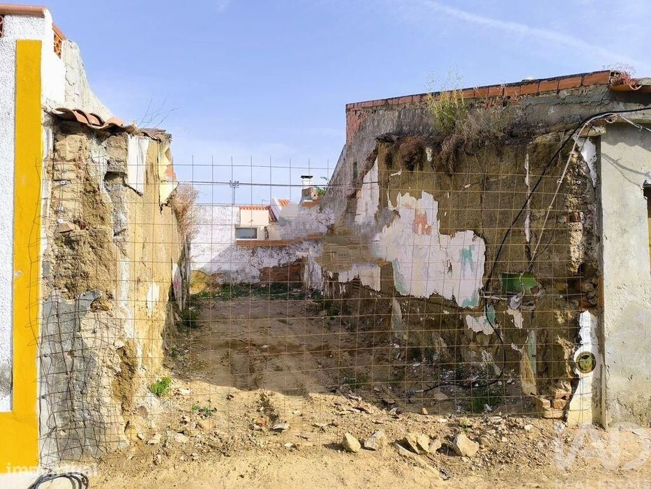Terreno em Cuba de 55,00 m2