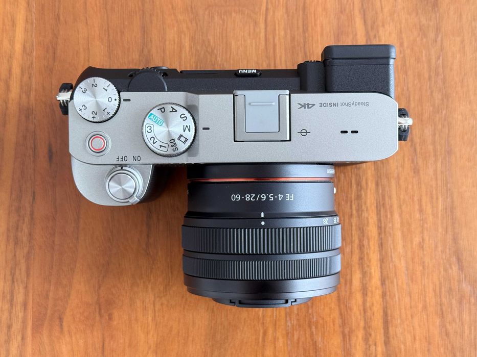 NOVA Câmara SONY Alpha a7C Silver + FE 28-60mm f/4-5.6