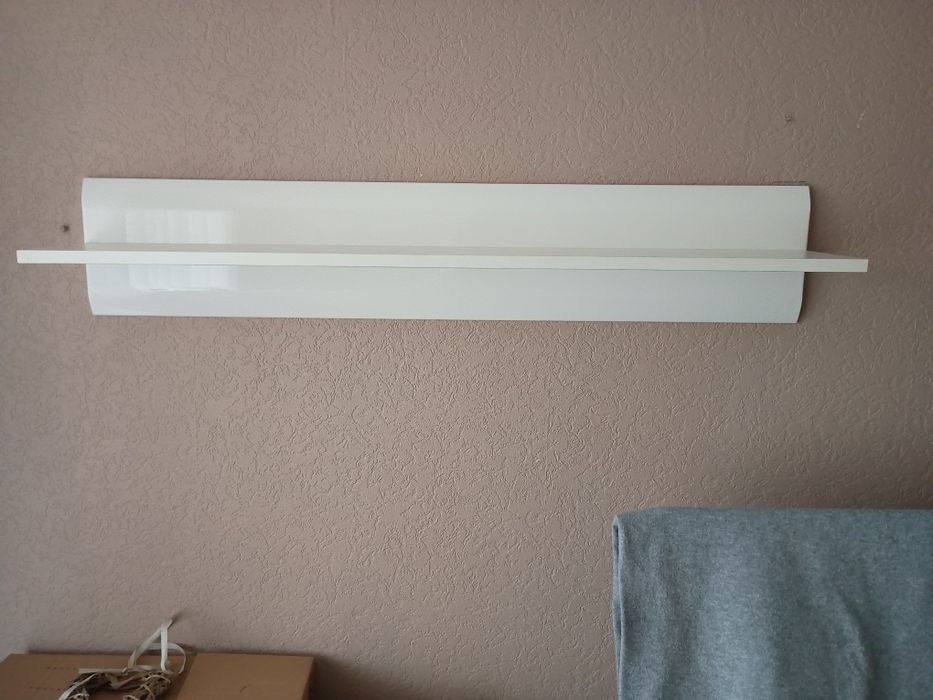Sprzedam półkę ścienną