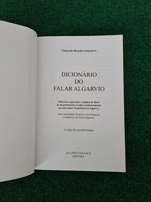 Dicionário do Falar Algarvio - Eduardo Brazão Gonçalves