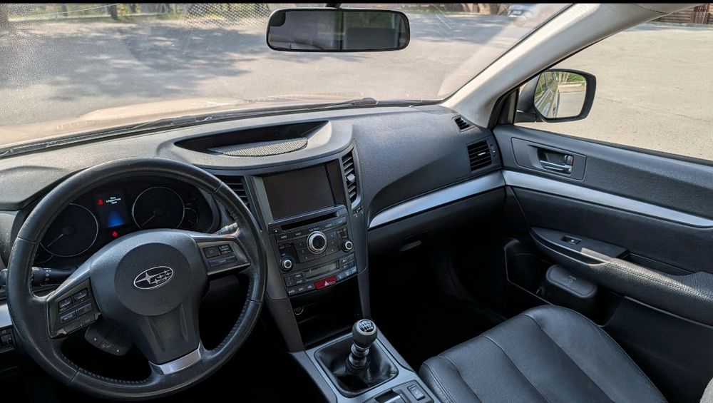 Продам SUBARU Outback