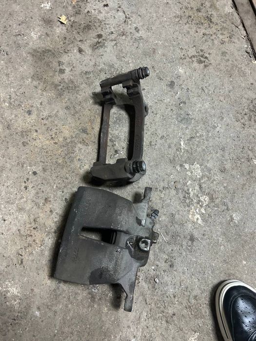 Суппорт правый VW Tiguan(Тигуан)2018-2023 USA