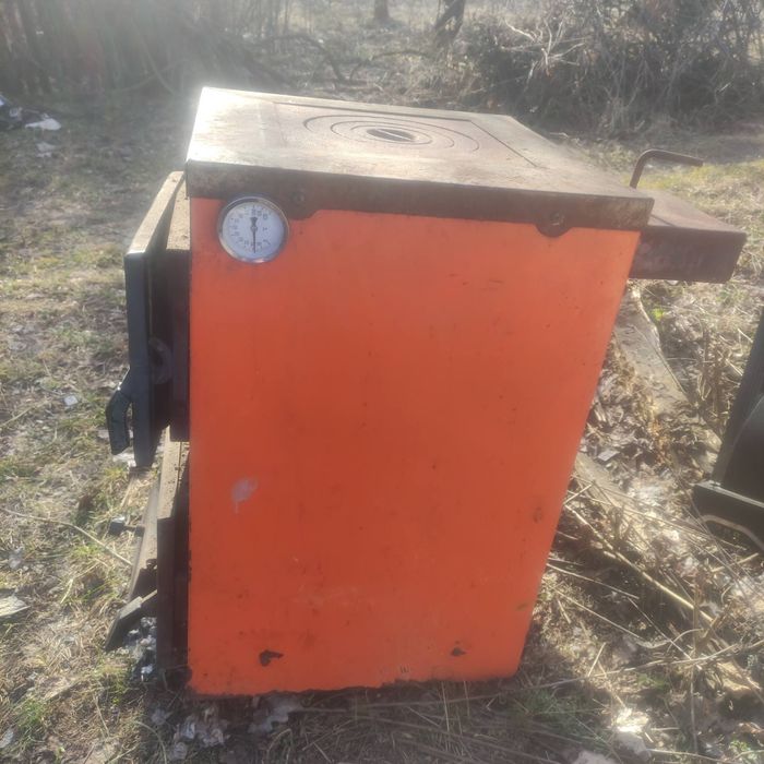 Котёл твердотоплевный.
