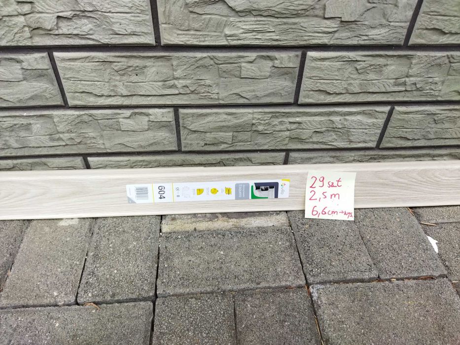 Listwy przypodłogowe